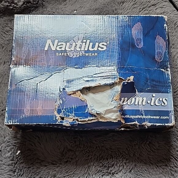 NIB Nautilus Safety Footwear Men's 8W Style N1326 W Blue and Black - Picture 9 of 9